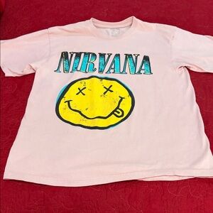 NIRVANA Womens TShirt Pink & Yellow Smiley Face PreOwned Size S/M (Small/Medium)